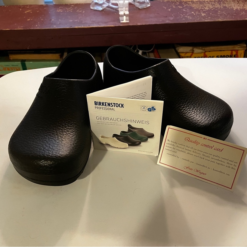 Birkenstock Professional Super-Birkies size 40 eu/ 9-9.5 us.